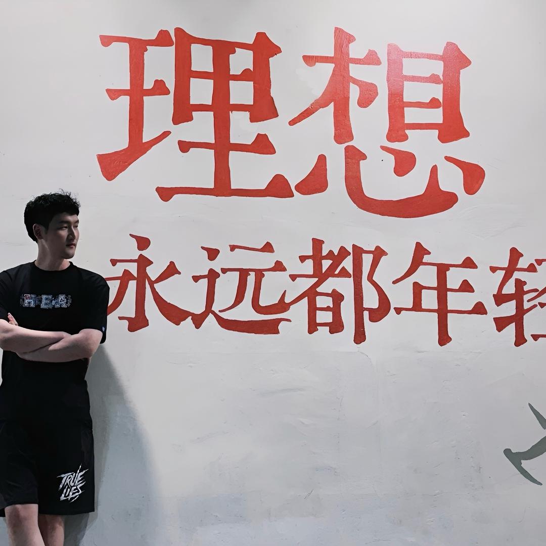 午夜战神潇洒哥