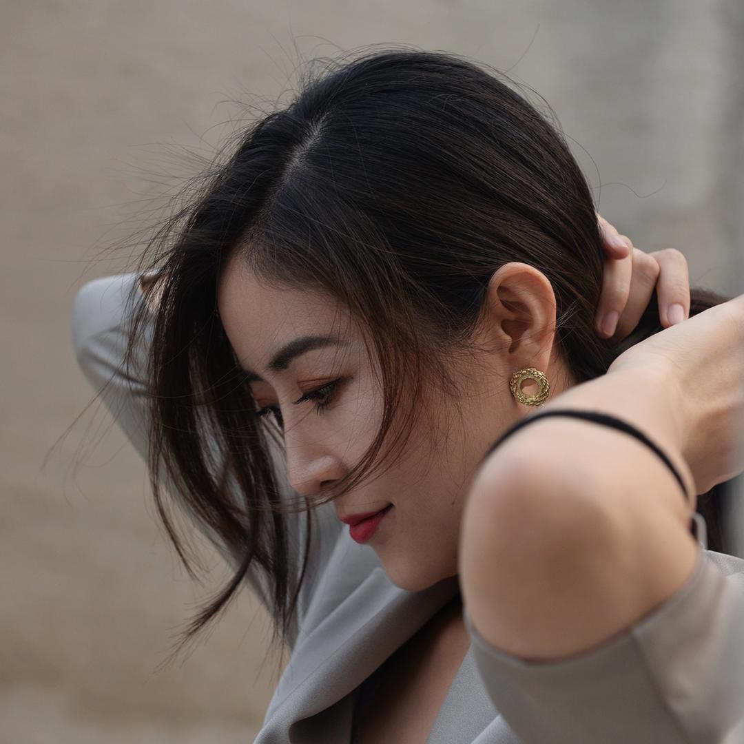 思佳丽