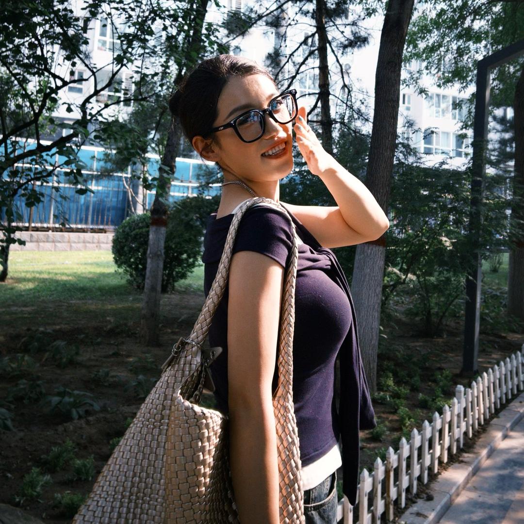 差¹.长成美女