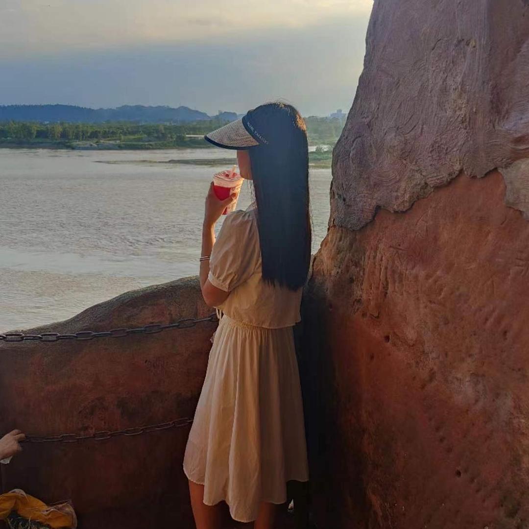 是露露吖