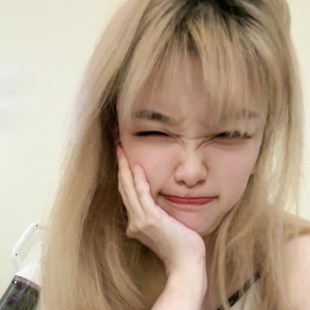 _YY