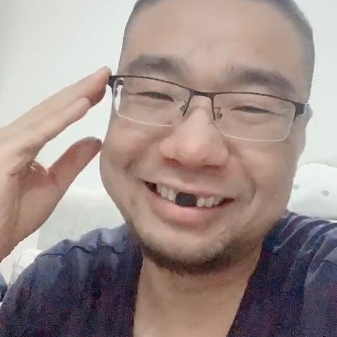 精壮老机修