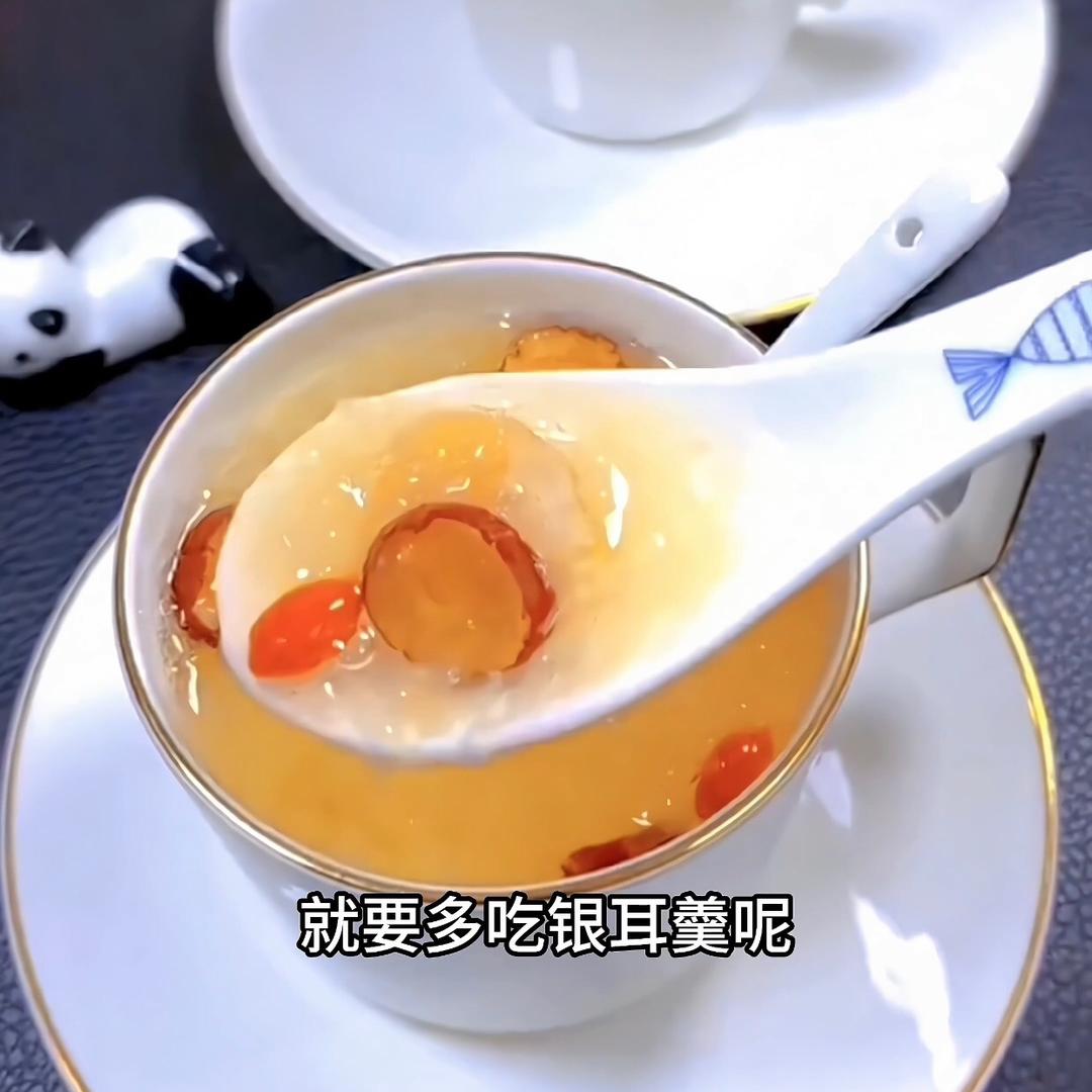 裤洛米娜
