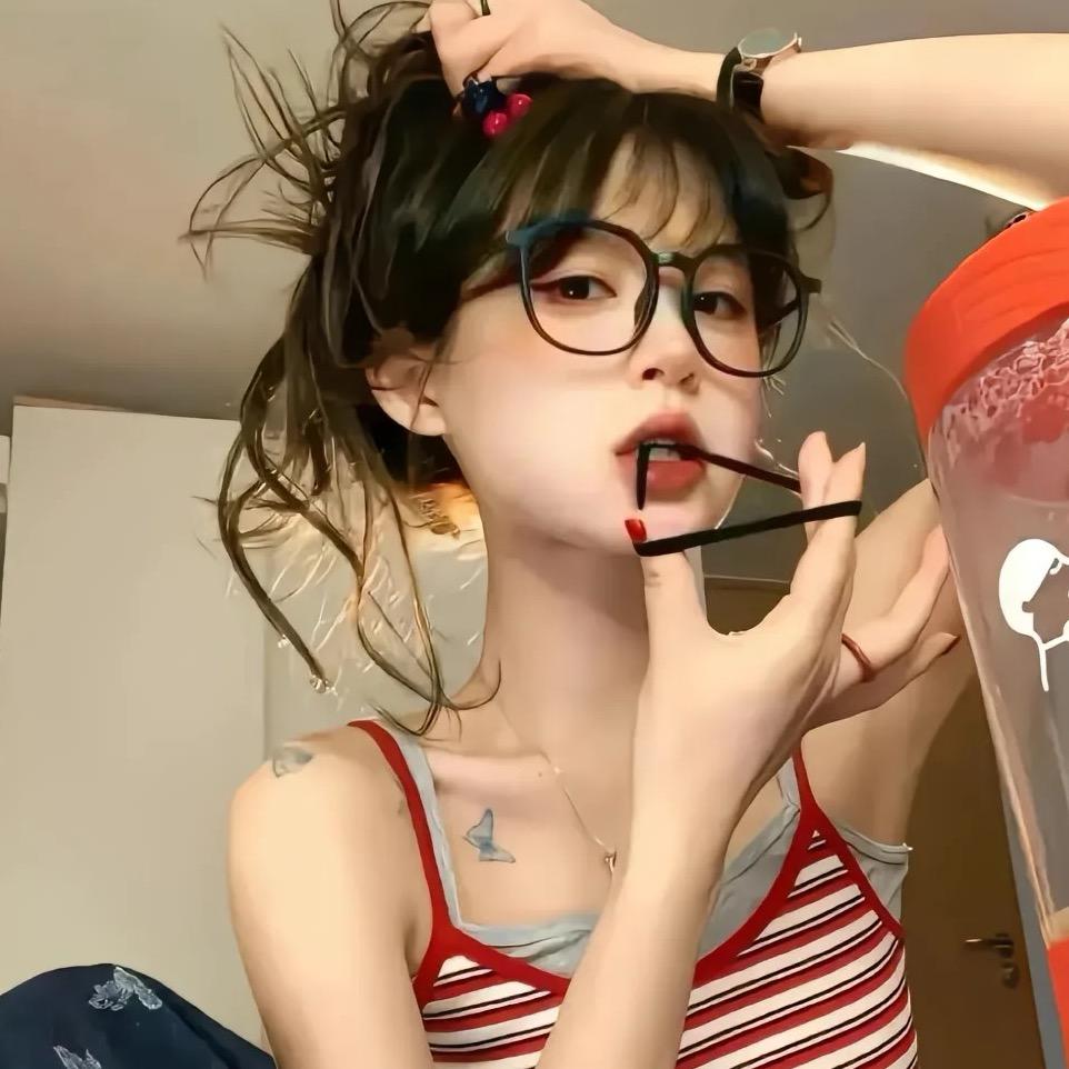 @余桉