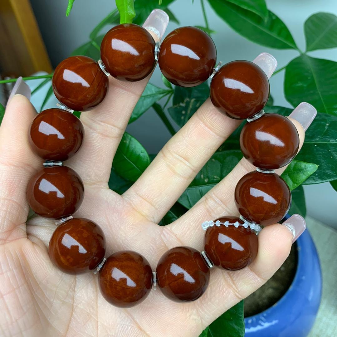 核  阁