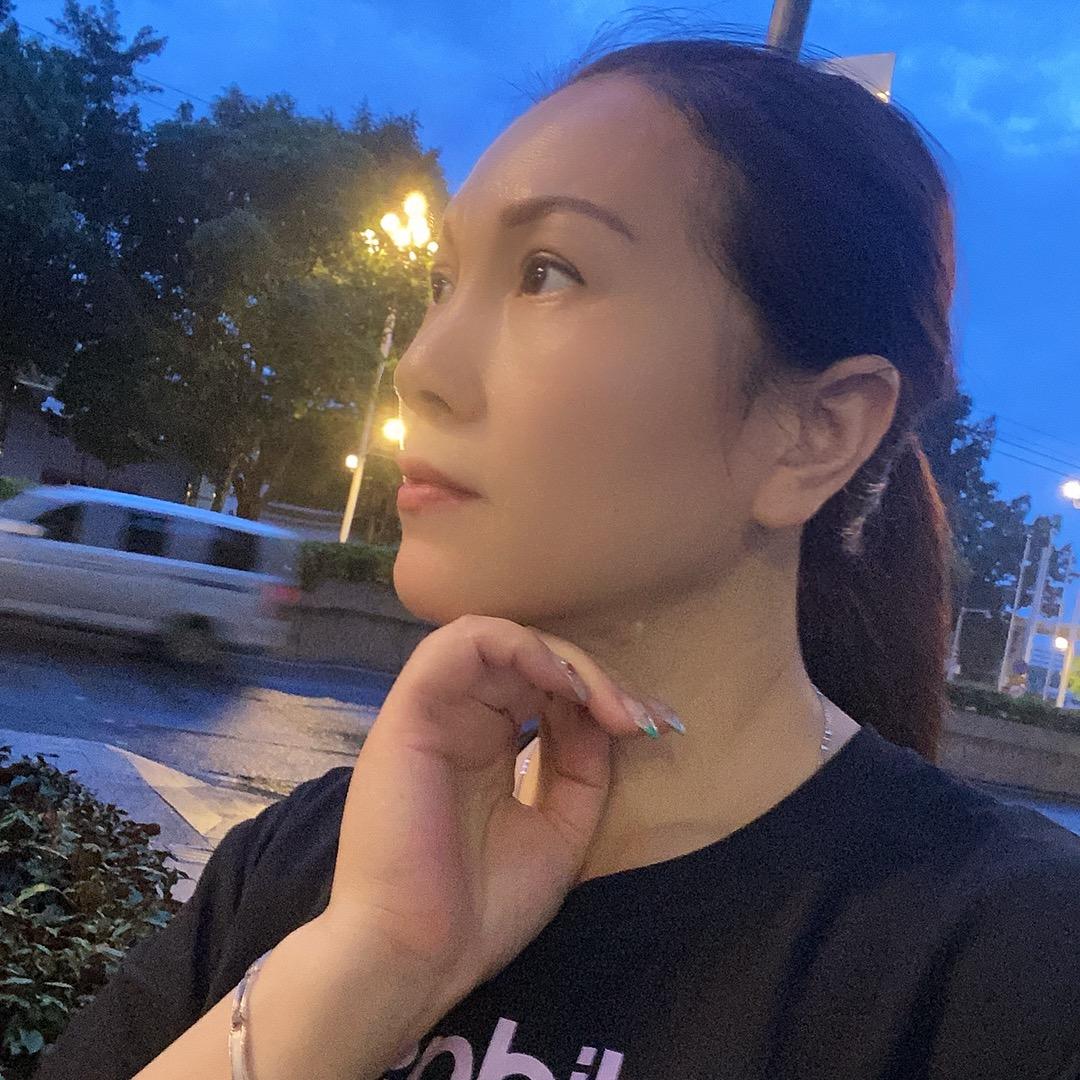 晨曦初照中的樱花🌸