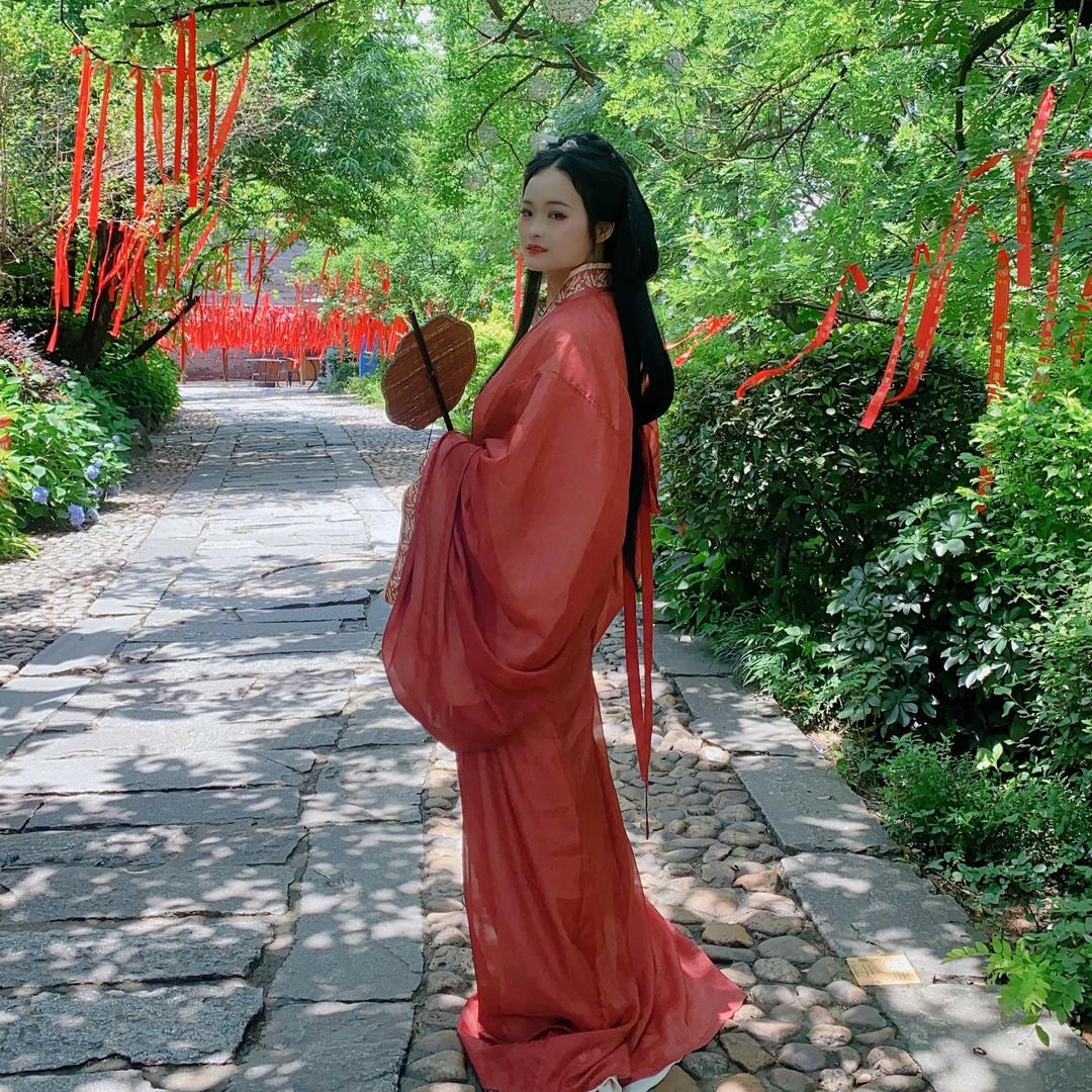 婷 婷