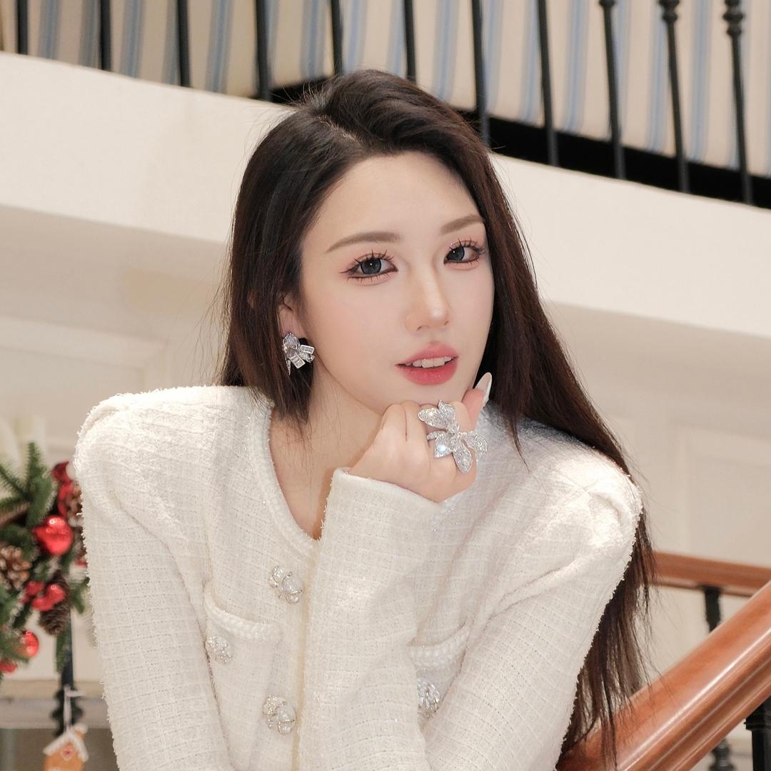 梵歌Lee