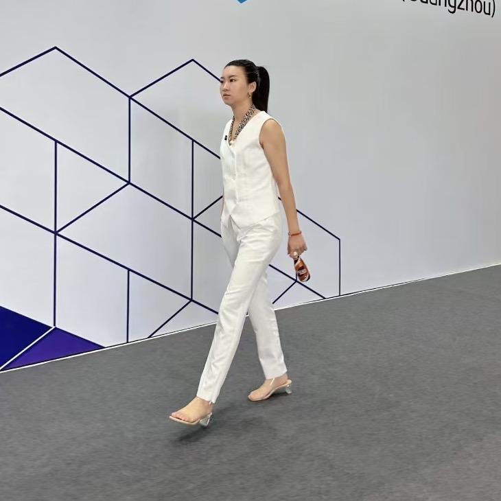 刘小欠-直播赛道