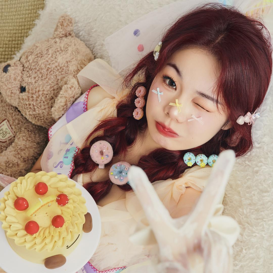 _依依超懒的💕