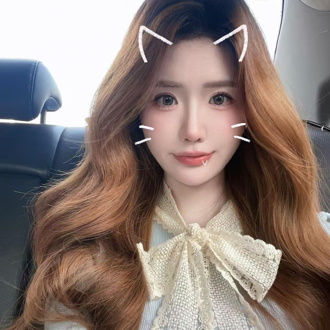 虾虾长腿穿搭