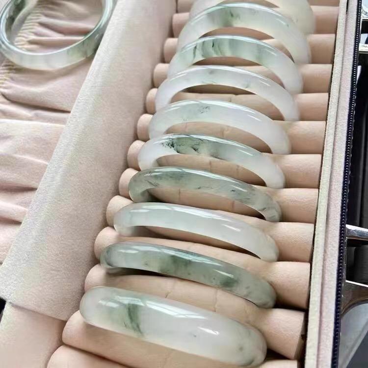 小赵珠宝玉器店