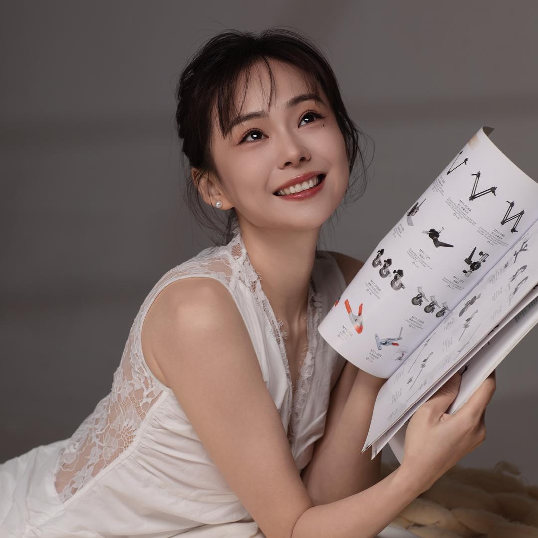 蔷薇花开舞蹈艺术