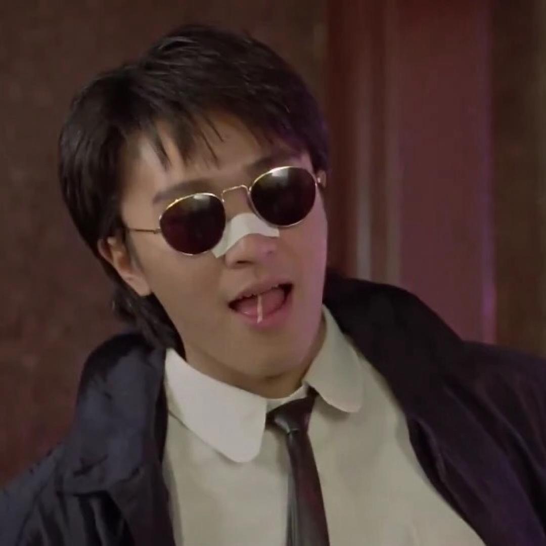 谁想和我玩