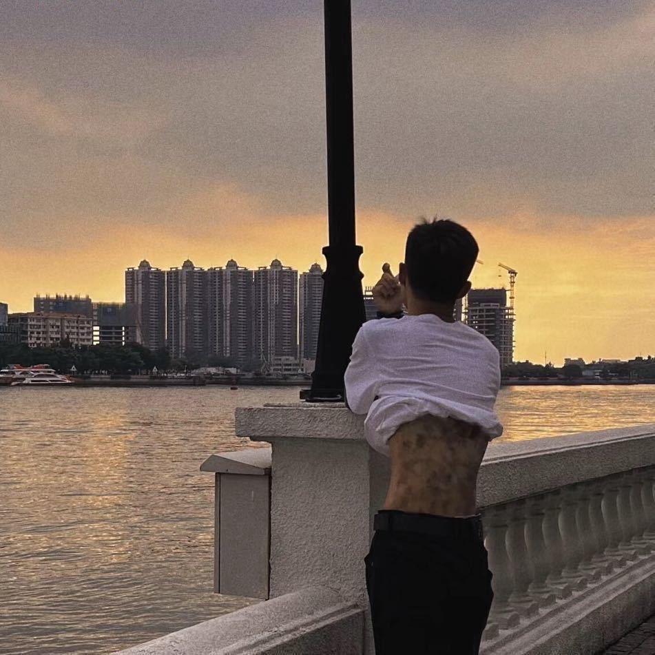 金花.