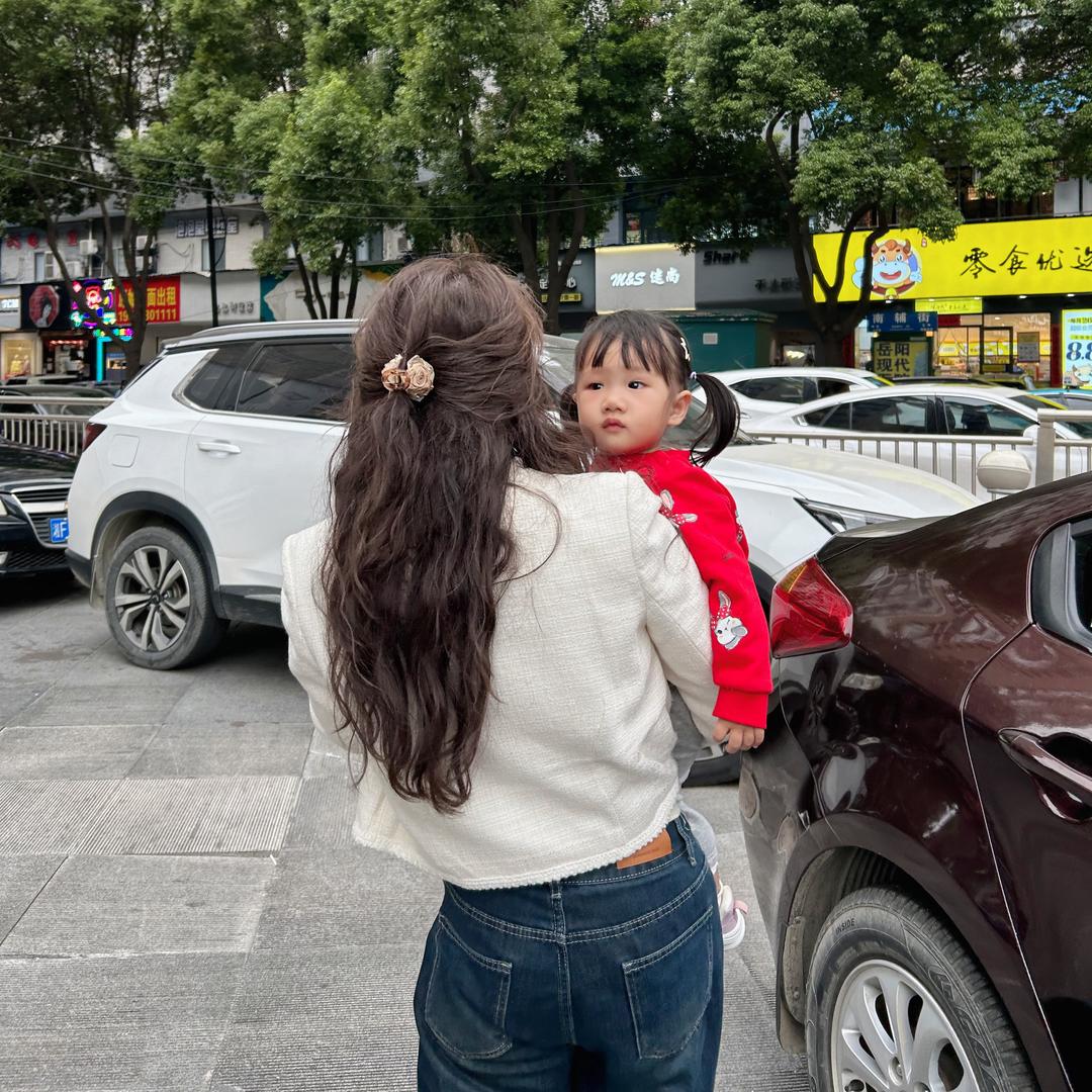 这是荔枝不是草莓