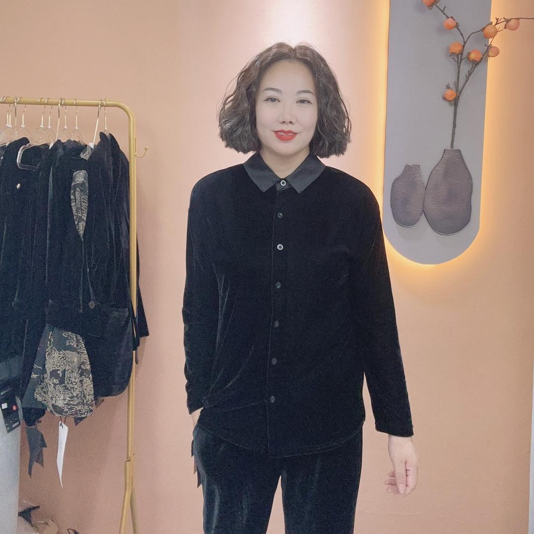 家和女装精品服饰店
