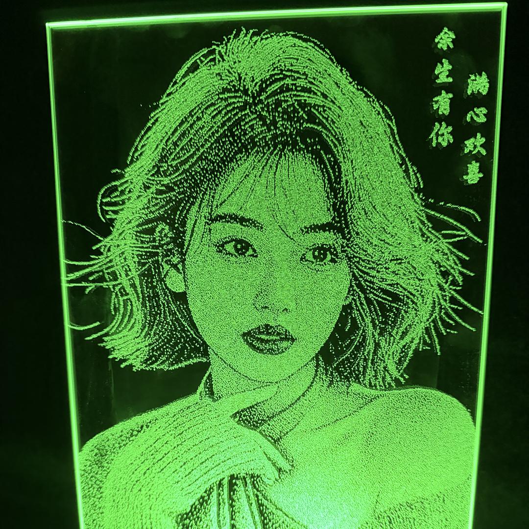 锤子琉璃画定制非遗传承店