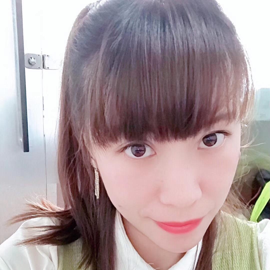 玥 玥。
