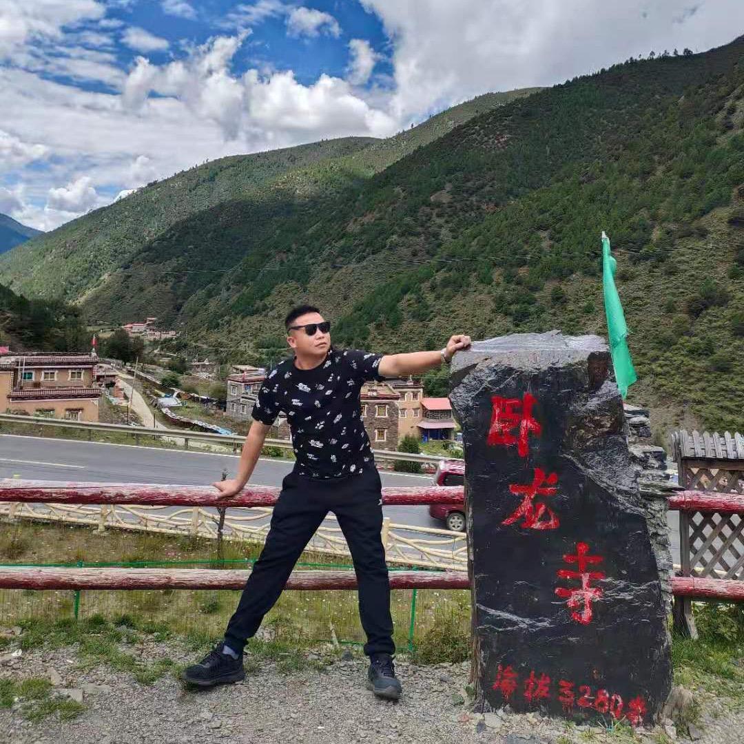 请叫我辉哥