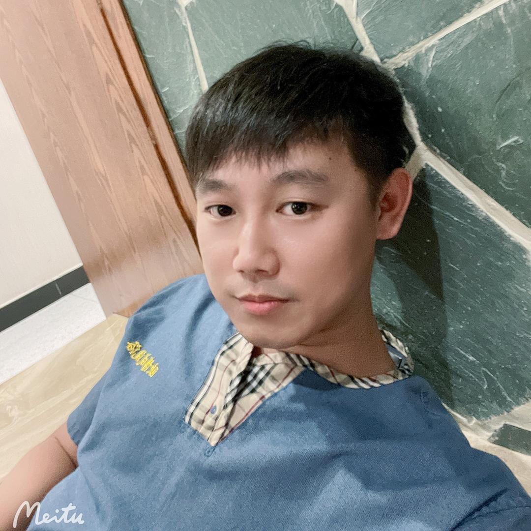 龙先生翡翠定制