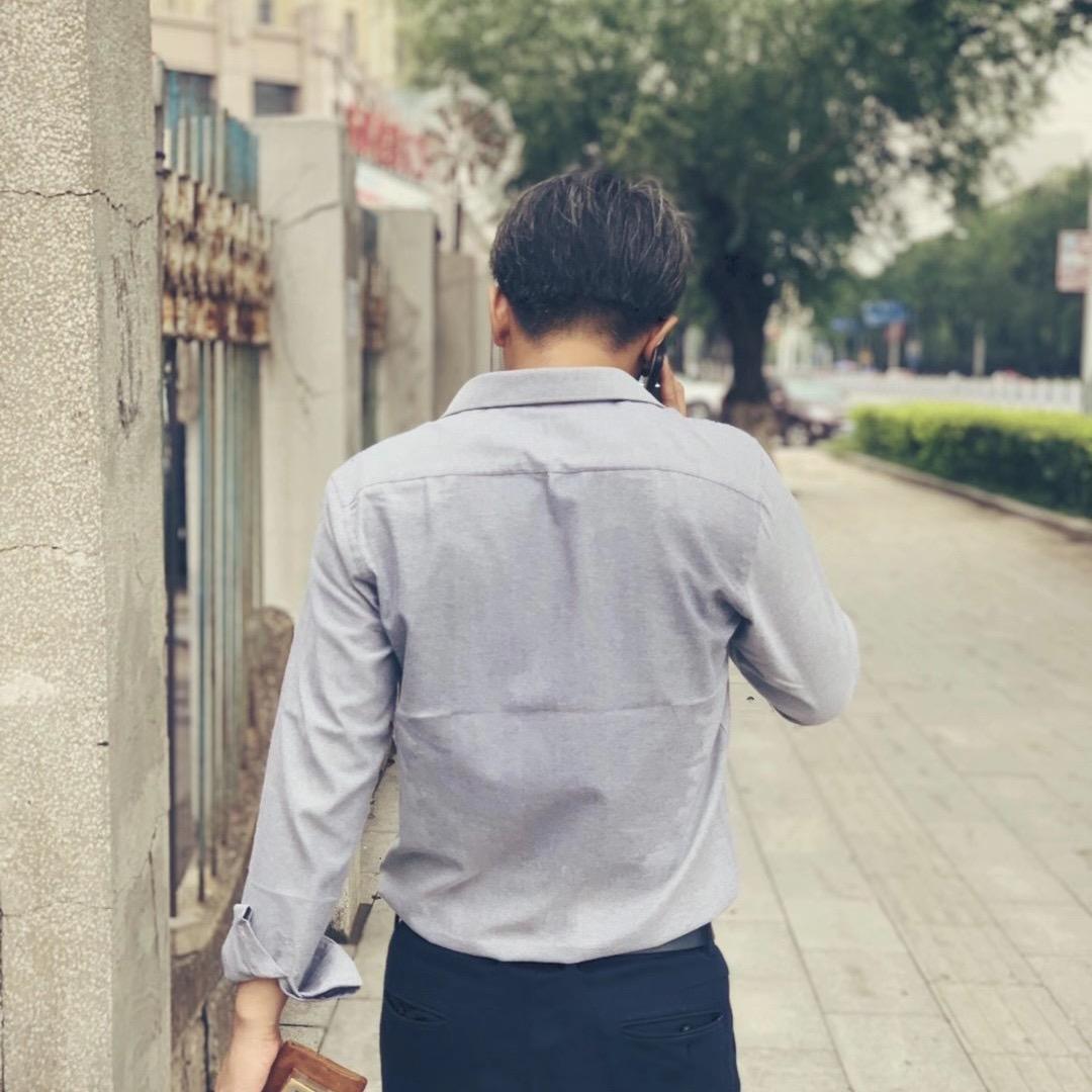 麋鹿迷路在迷雾