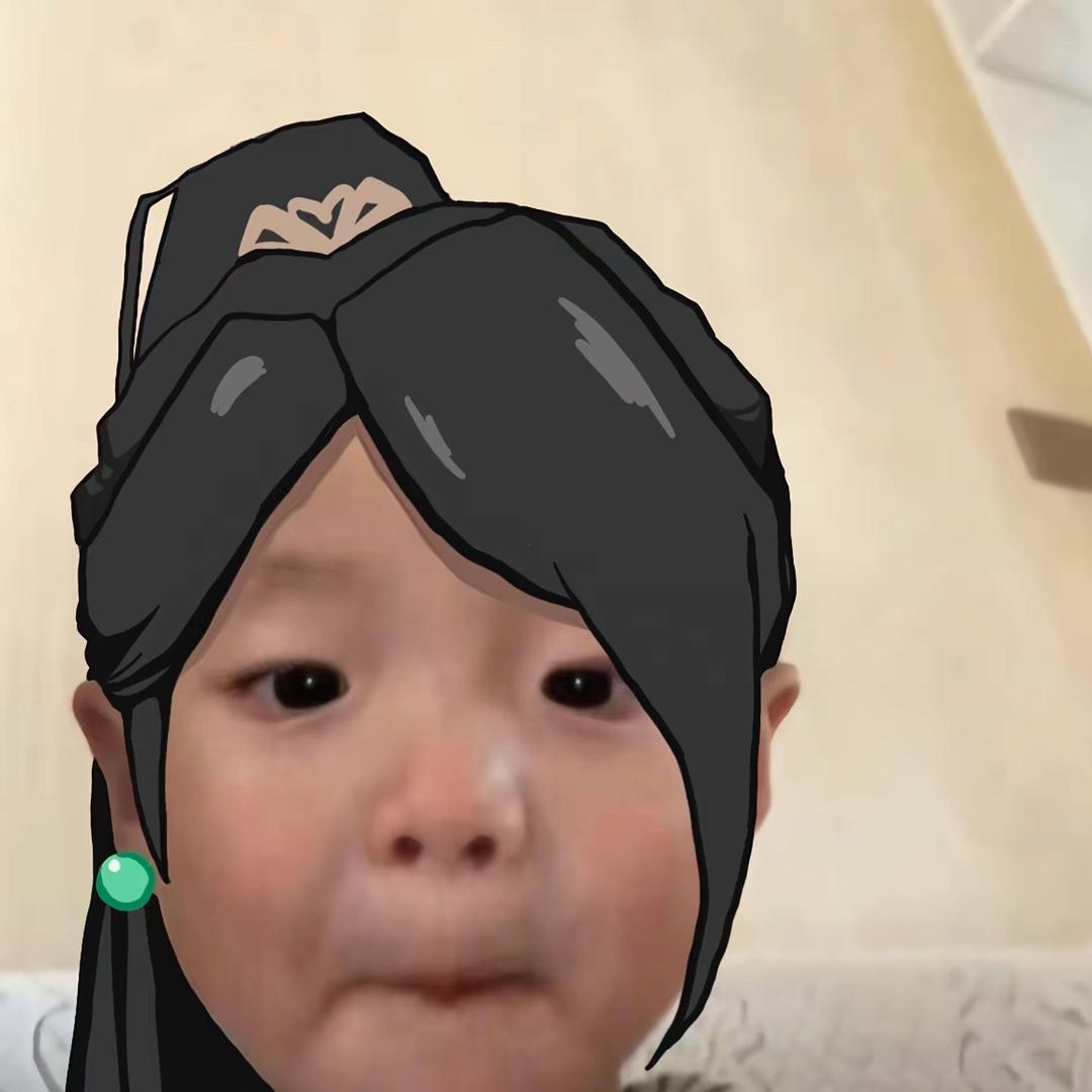 装美女被打掉牙