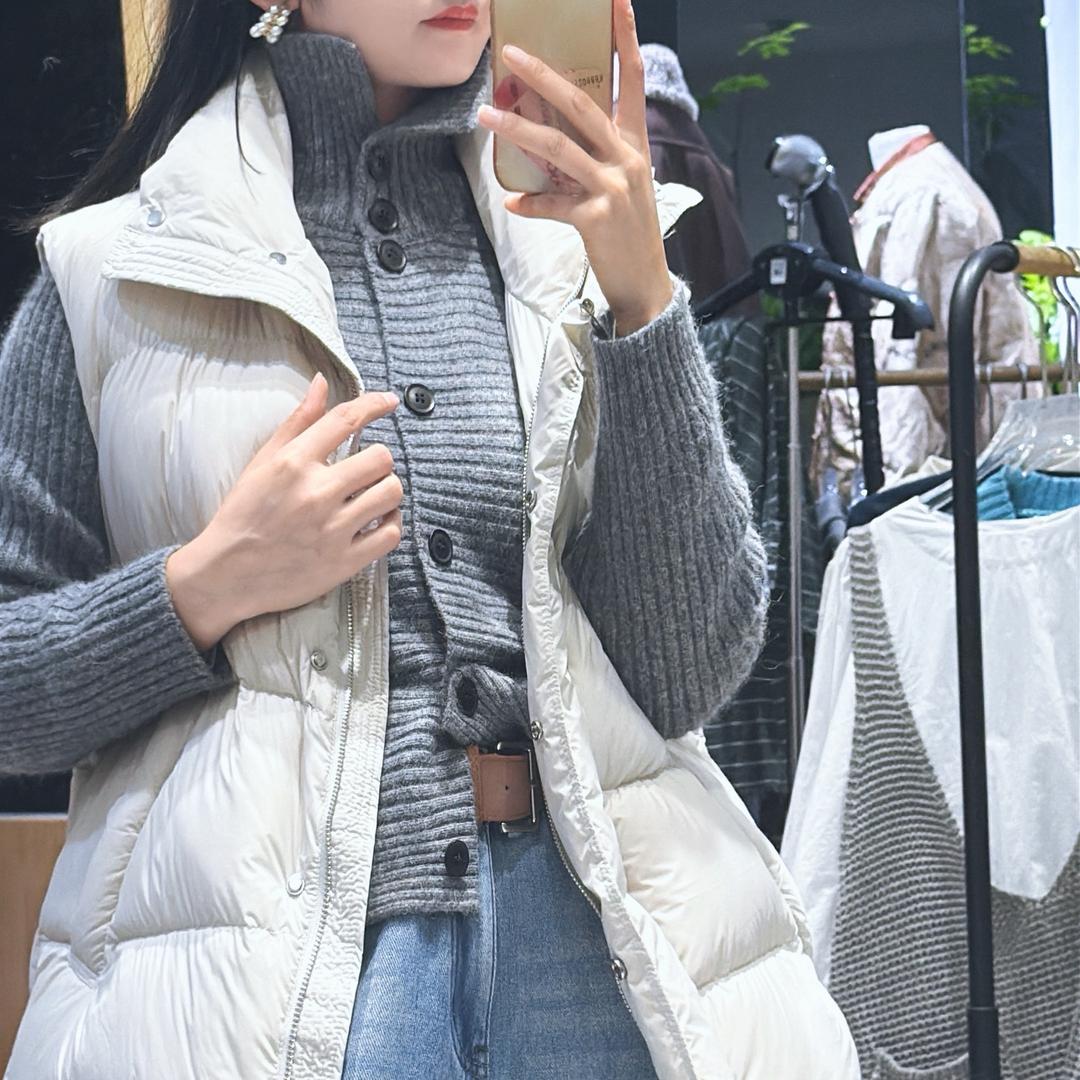 蔡蔡、返璞归真女装