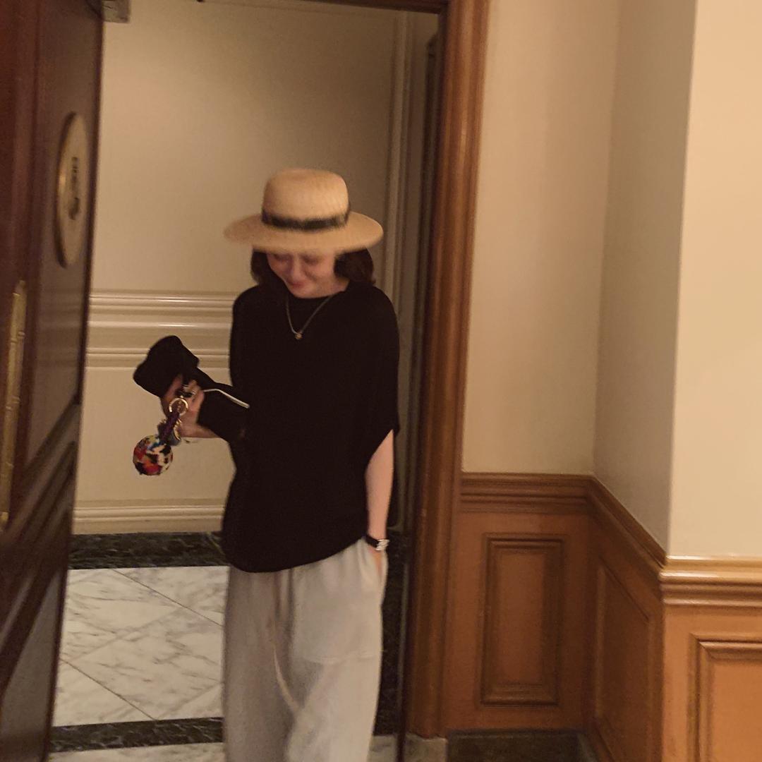 美女穿搭