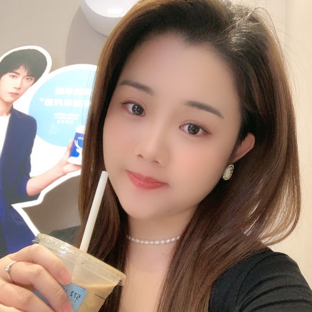 小小陈精品服装