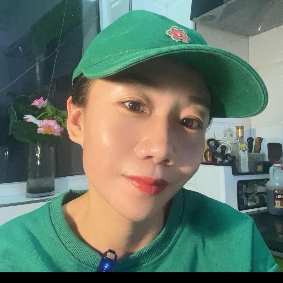 锡盟领克银河4S店-陈倩倩