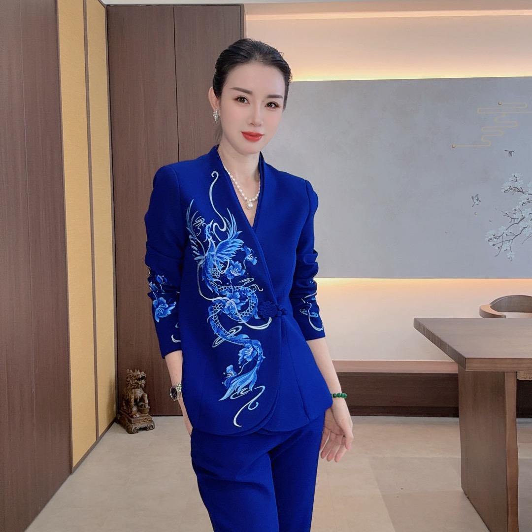 布衣告白新中式国潮设计女装