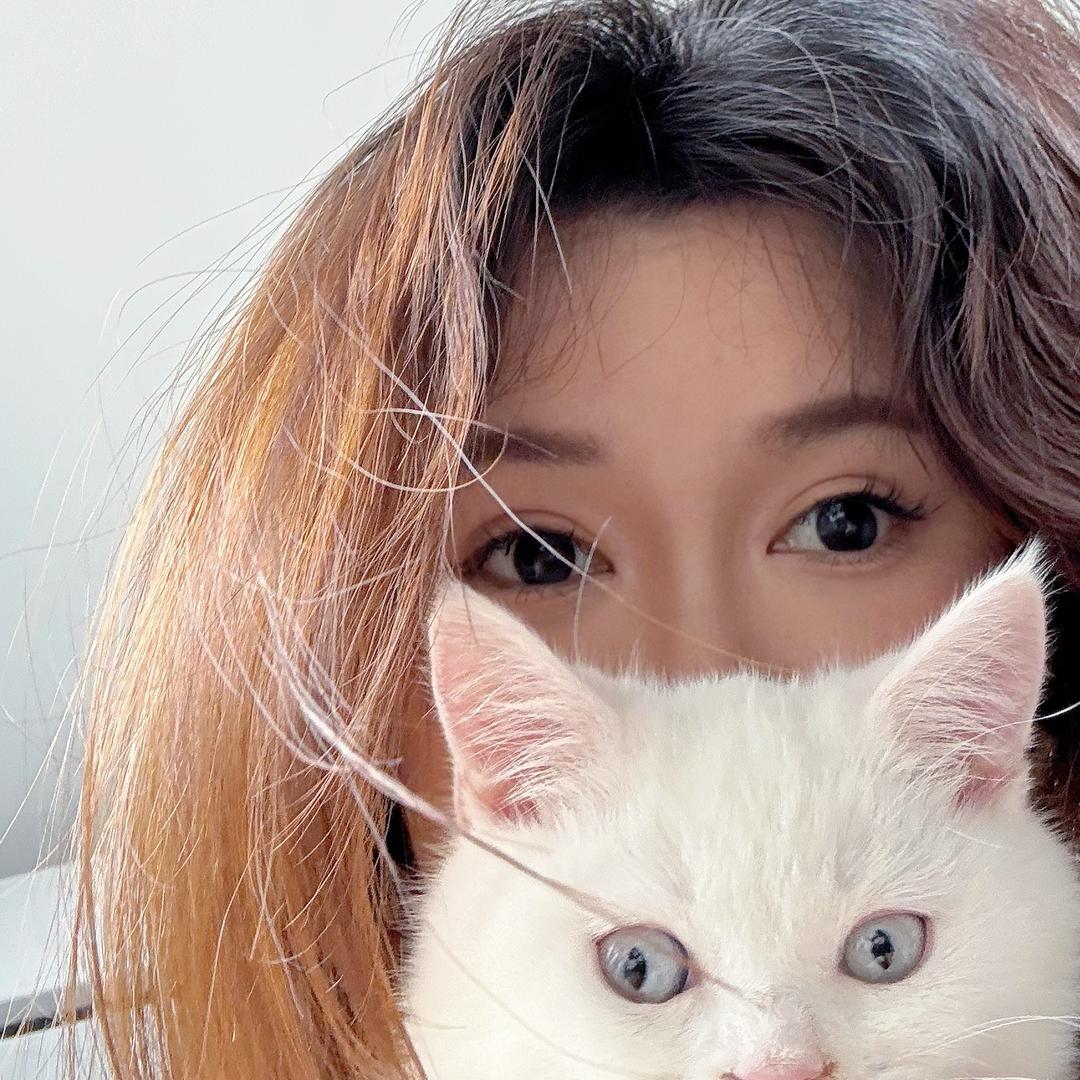 💎 我是冯玫珊珊哥 🎀