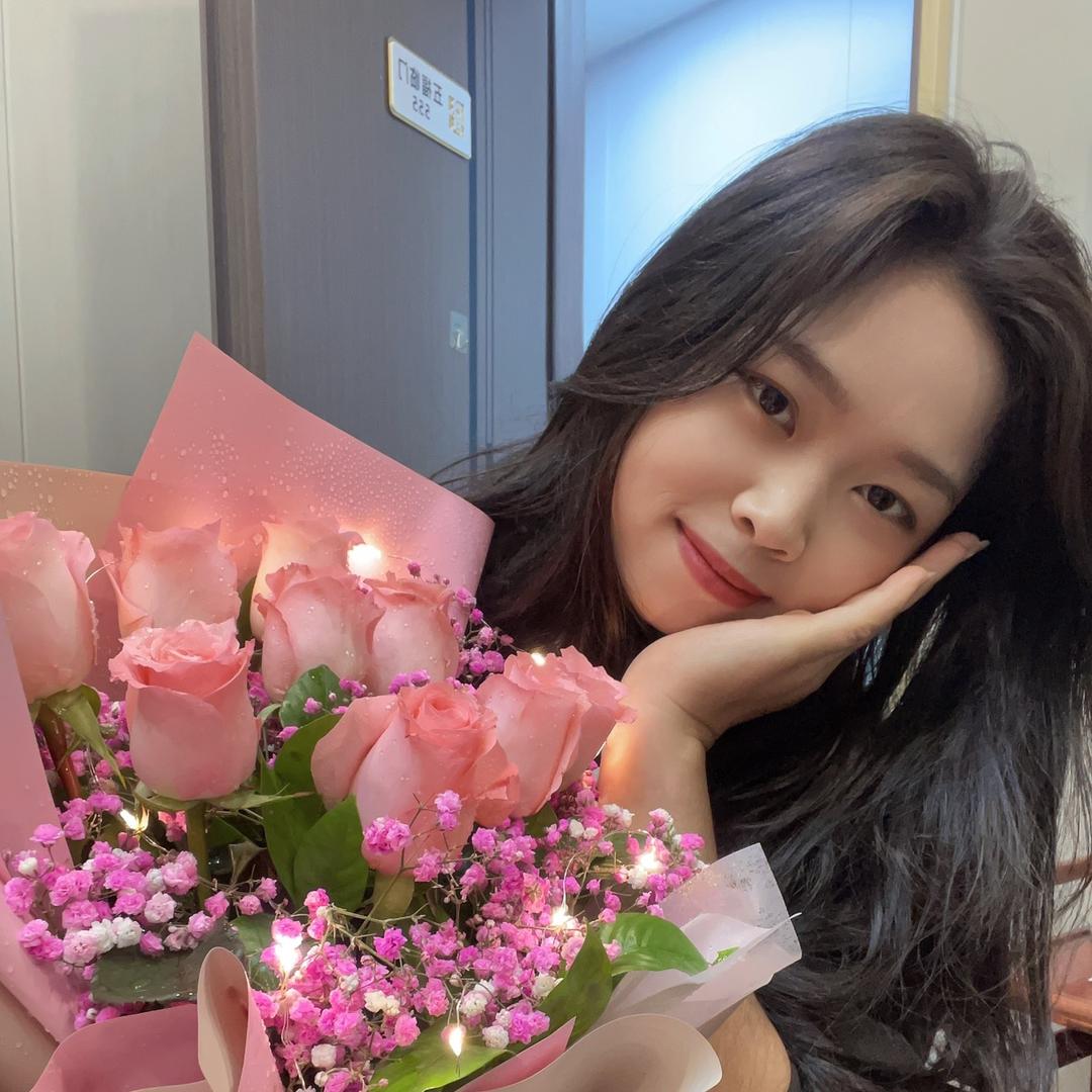 小丽爱购物⁵¹¹⚑