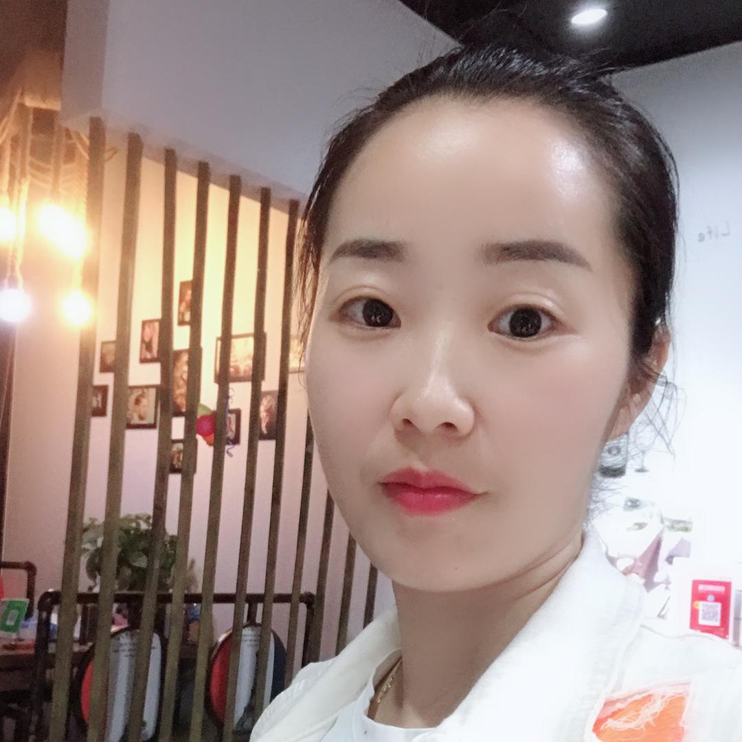 👭蓝天白云👨‍👨‍👧‍👧