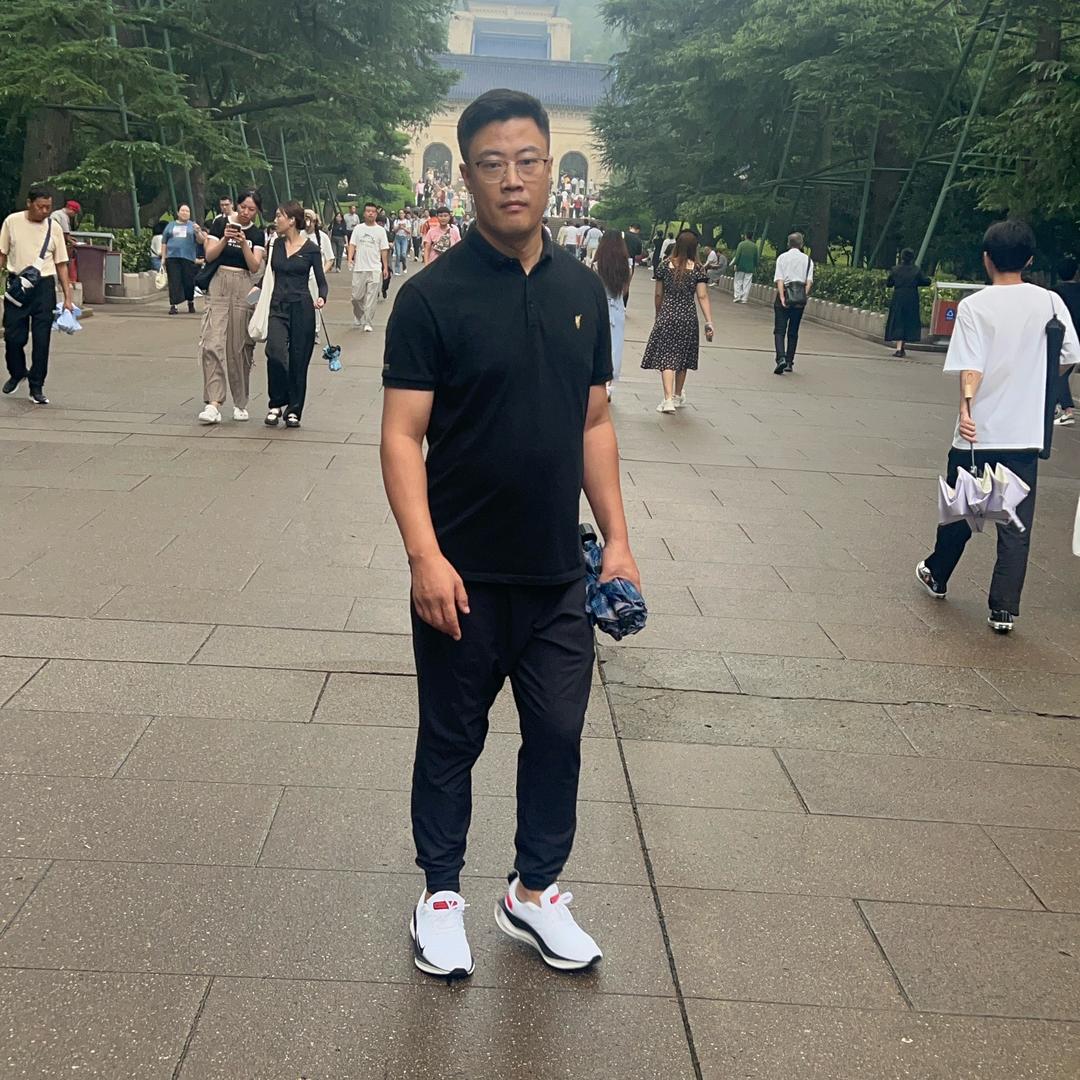 专注烤肉店的李先生