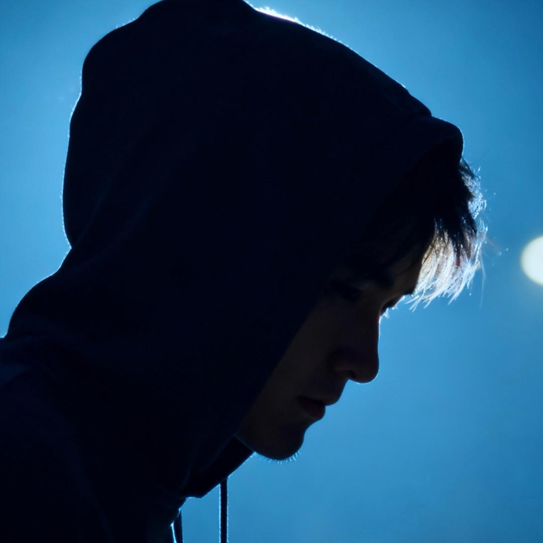 (ง •̀_•́)ง臧歌