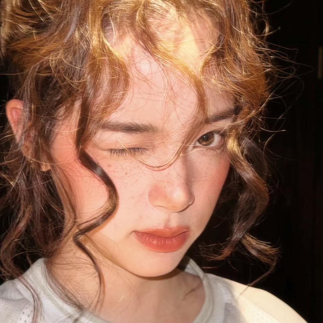 摔倒的蛋卷´д` ;