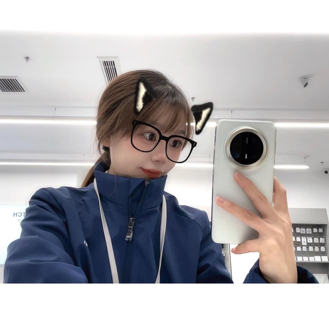 秀山｜爱琴海华为小张