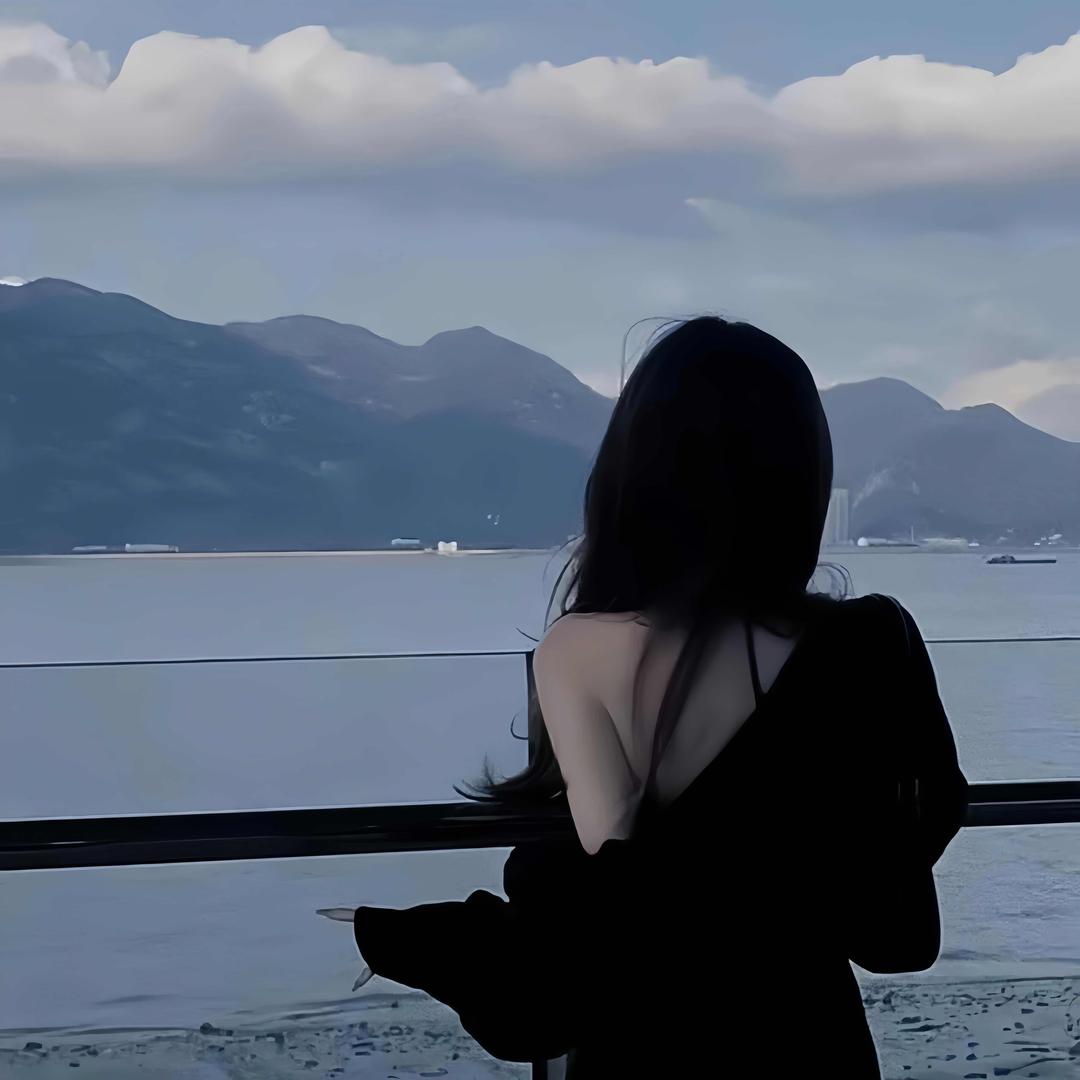 念安°