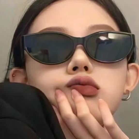 桐桐麻麻