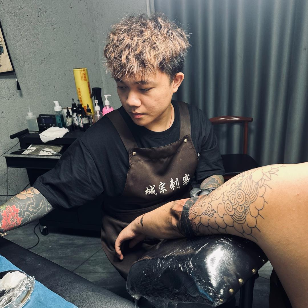 水东那个不知名纹身尸