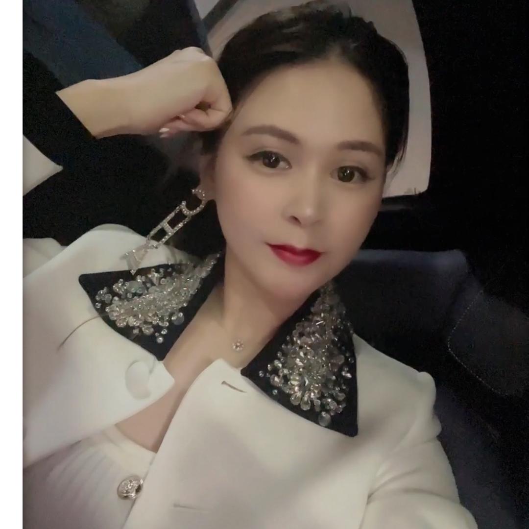 弘大PLUS·钟燕玲