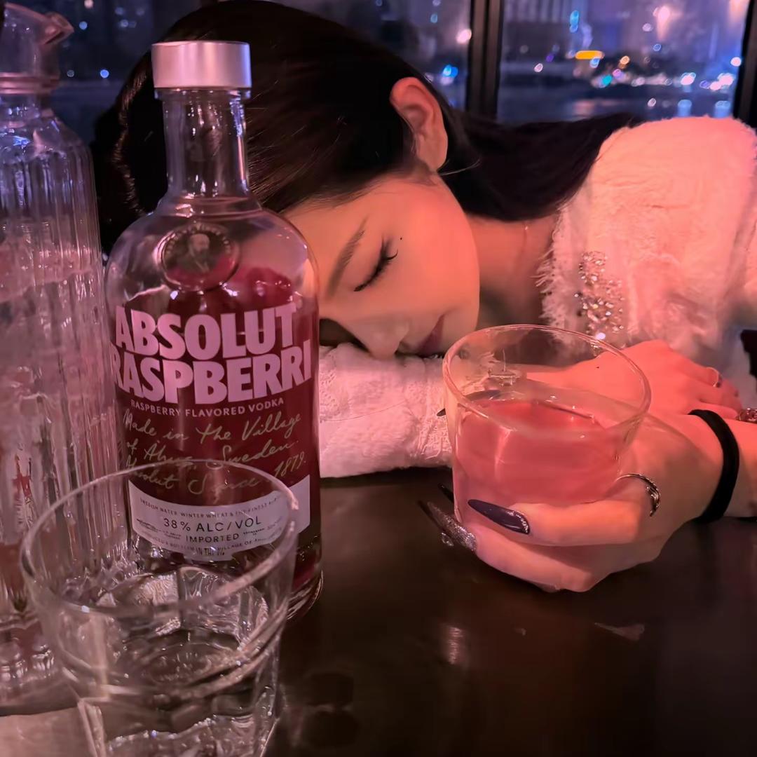 韩小姐@
