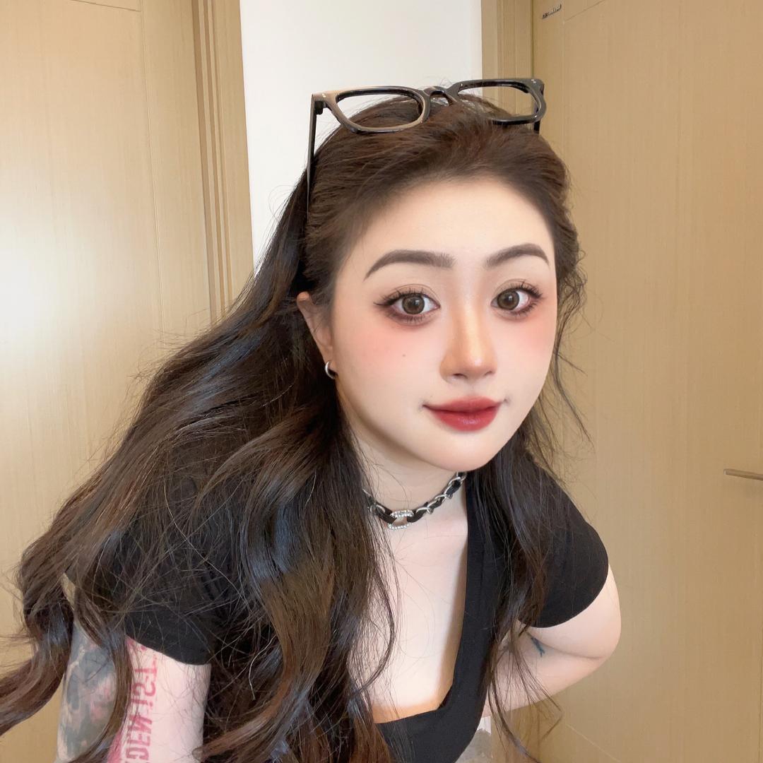 白元元又胖了