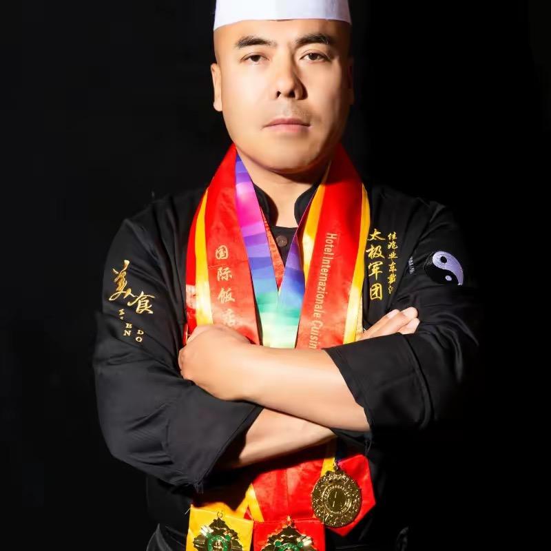 大龙哥（中国烹饪大师）