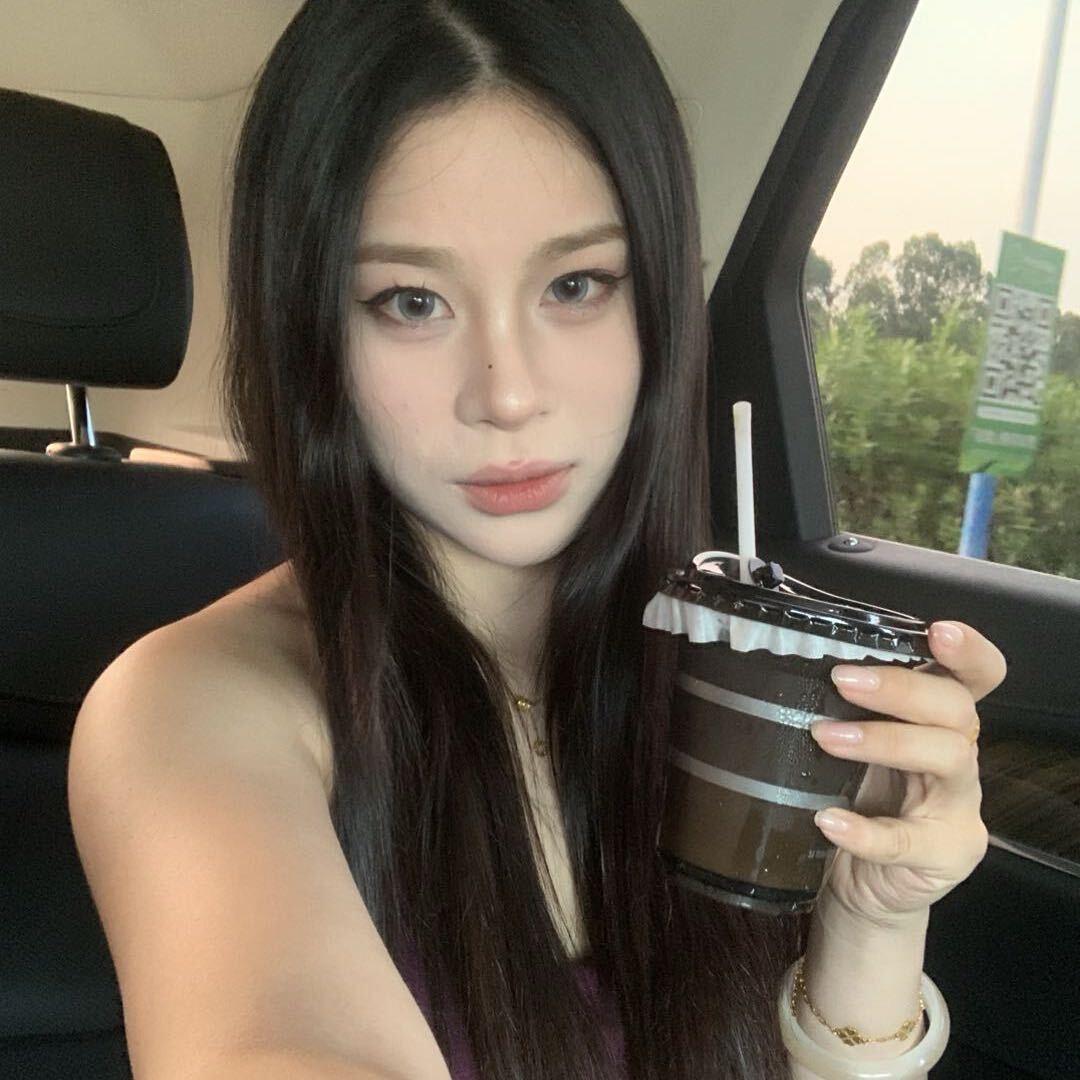 媚妹·美衣