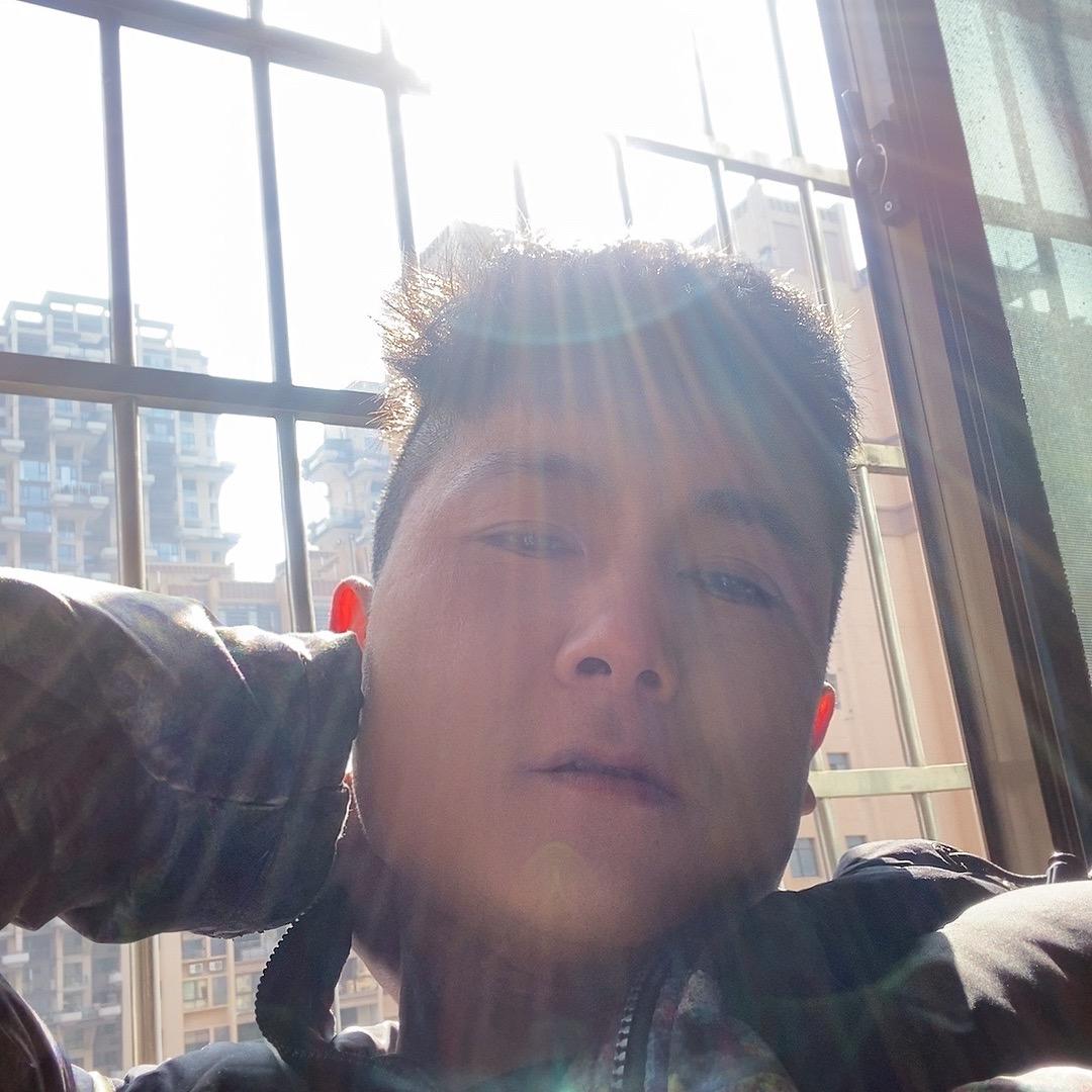 Neverstoptrying⛽️