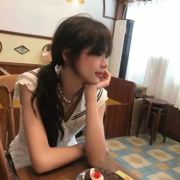 小涵^