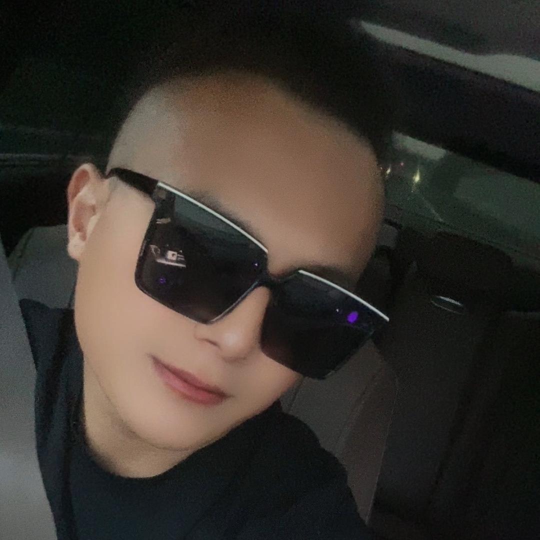 焦 松 明